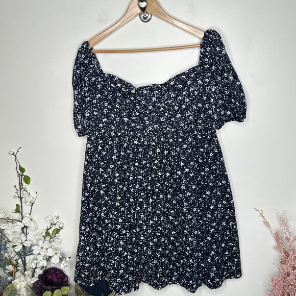 ANTHROPOLOGIE x MAEVE Lillianne Floral Eyelet Puff Dress Navy Blue Sz 16 {3H32} - Picture 2 of 5
